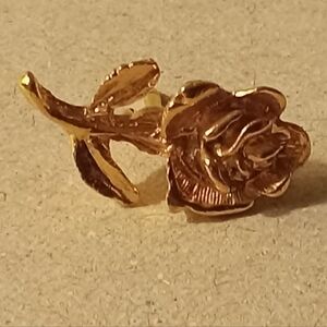 Rose Pin